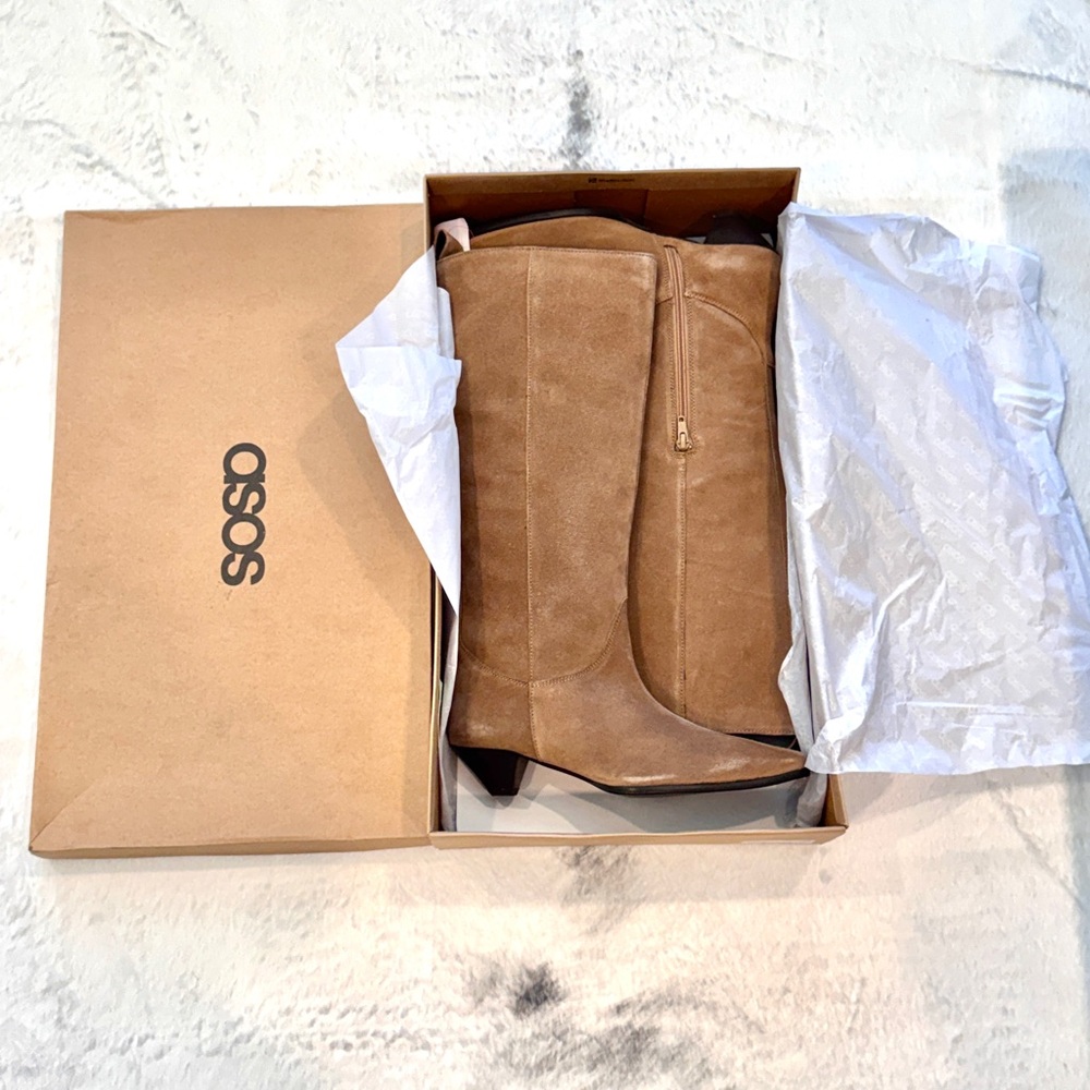 ASOS DESIGN Catch suede pull on knee boots in camel
